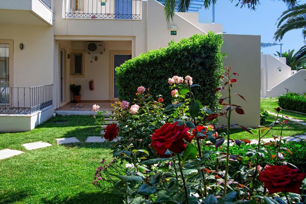Papadakis Aparthotel Georgioupoli Exterior photo